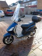 Piaggio fly 125cc 4t met slecht 4000km, Ophalen, Zo goed als nieuw, Overige typen, Piaggio