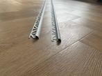 Dural hoekprofielen 2 restanten 4.6 m kwartrond aluminium, Ophalen of Verzenden, Nieuw, Aluminium
