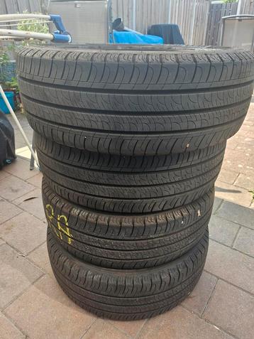 Goodyear efficient grip cargo zomerbanden 215 60 17 109H.  beschikbaar voor biedingen