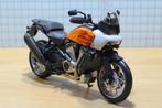 Harley Davidson PAN AMERICA 1250 1:12 32338, Hobby en Vrije tijd, Modelauto's | 1:5 tot 1:12, May Cheong Group France S.A.S., Nieuw