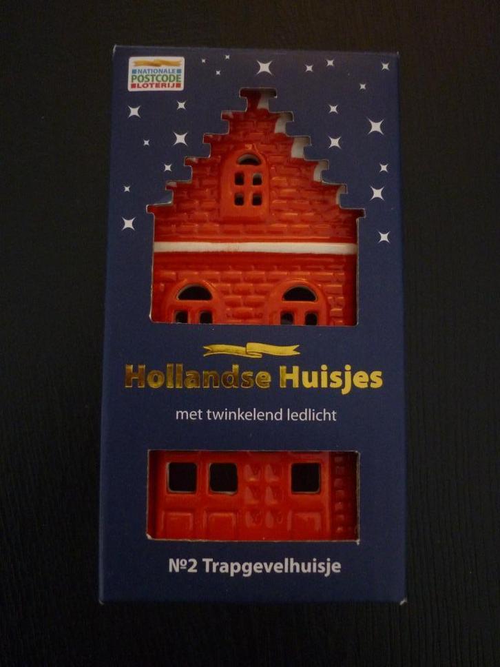 Kersthuisje met theelicht / Trapgevelhuisje - NIEUW !!!, Huis en Inrichting, Woonaccessoires | Kandelaars en Kaarsen, Nieuw, Kandelaar