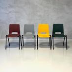 Retro horeca stoelen nieuw cafe kuipstoelen grijs prijs p/s, Huis en Inrichting, Nieuw, Vijf, Zes of meer stoelen, Grijs, Metaal
