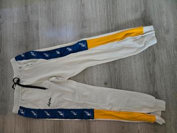 Australian broek  beschikbaar voor biedingen