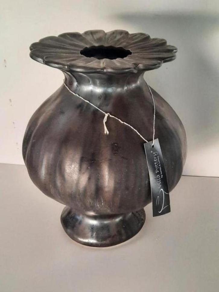 Villa Pottery vaas 'Sophie' , 24 cm hoog, Huis en Inrichting, Woonaccessoires | Vazen, Zo goed als nieuw, Overige kleuren, Minder dan 50 cm