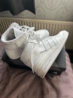 Adidas Forum Mid sneakers - Maat 38, Kleding | Dames, Schoenen, Ophalen of Verzenden, Zo goed als nieuw, Wit, Sneakers of Gympen