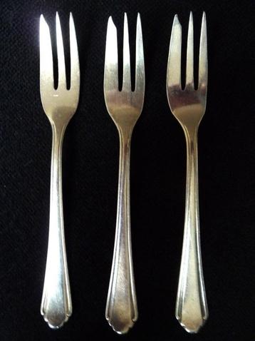 3 Auerhahn 90 antieke Duitse verzilverde gebaksvorken beschikbaar voor biedingen