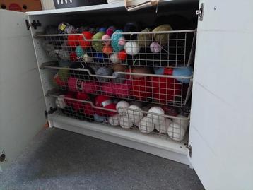 Opbergkast voor garen, knuffels, schoenen, enzz beschikbaar voor biedingen