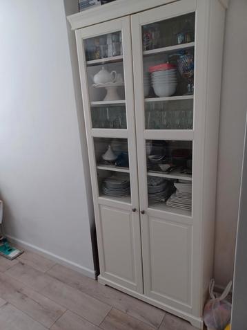 Vitrine Kast. beschikbaar voor biedingen
