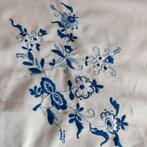 Geborduurd tafelkleed rond blauw/ wit met bloemen, Verzenden, Zo goed als nieuw, Rond, Binnen