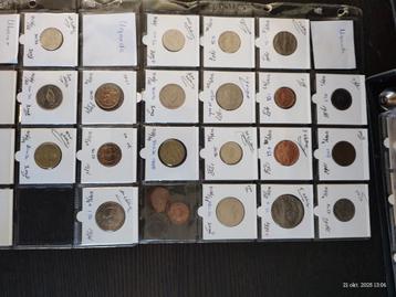 Uganda +Oekraïne 54 munten in 3 x hartbergerbladen beschikbaar voor biedingen