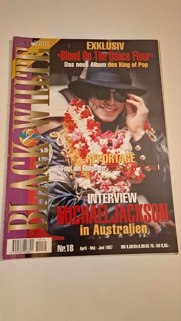 MICHAEL Jackson Magazine met losse pagina's beschikbaar voor biedingen