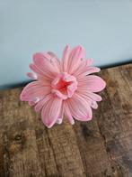 Handgemaakte chenille bloem zacht roze, Ophalen of Verzenden, Nieuw, Binnen