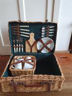 Vintage Picknickmand met Accessoires, Ophalen, Zo goed als nieuw