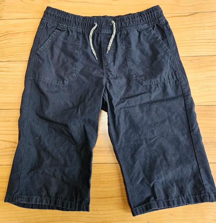 Donkerblauwe Bermuda Here + There, Maat 176, Kinderen en Baby's, Kinderkleding | Overige, Zo goed als nieuw, Jongen, Ophalen of Verzenden