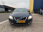 Volvo V70 T4 132KW Aut. 2012 Vol Opties Apk Nap Netjes, Auto's, Volvo, USB, Zwart, 4 cilinders, 1600 kg