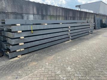 Partij IPE550 balken van 10m lang. beschikbaar voor biedingen