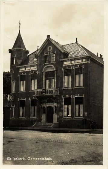 Grijpskerk, Gemeentehuis - gelopen beschikbaar voor biedingen
