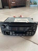 Originele Jeep Cherokee KJ autoradio/cd speler bieden svp, Ophalen of Verzenden, Gebruikt