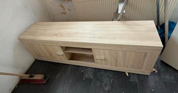 Tv Meubel 180x42x56 beschikbaar voor biedingen