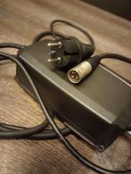 24V Acculader - 3-pins, Ophalen of Verzenden