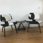 2 Vintage Vitra Eames LCW Calf Skin Plywood  fauteuil stoel, Huis en Inrichting, Ophalen