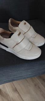 VIA VAI maat 37, Ophalen of Verzenden, Zo goed als nieuw, Beige, Sneakers of Gympen