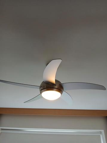 Plafond ventilator lamp met afstandsbediening zilvergrijs  beschikbaar voor biedingen