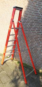 Kelfort pro plateau trap aluminium met gereedschap bakjes., Ophalen, Trap, Zo goed als nieuw, Opvouwbaar of Inschuifbaar