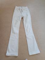 Only, witte spijkerbroek, flare, maat S, lengte 34, Ophalen of Verzenden, Zo goed als nieuw, Wit, W28 - W29 (confectie 36)