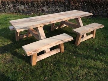 Open-instap picknicktafel