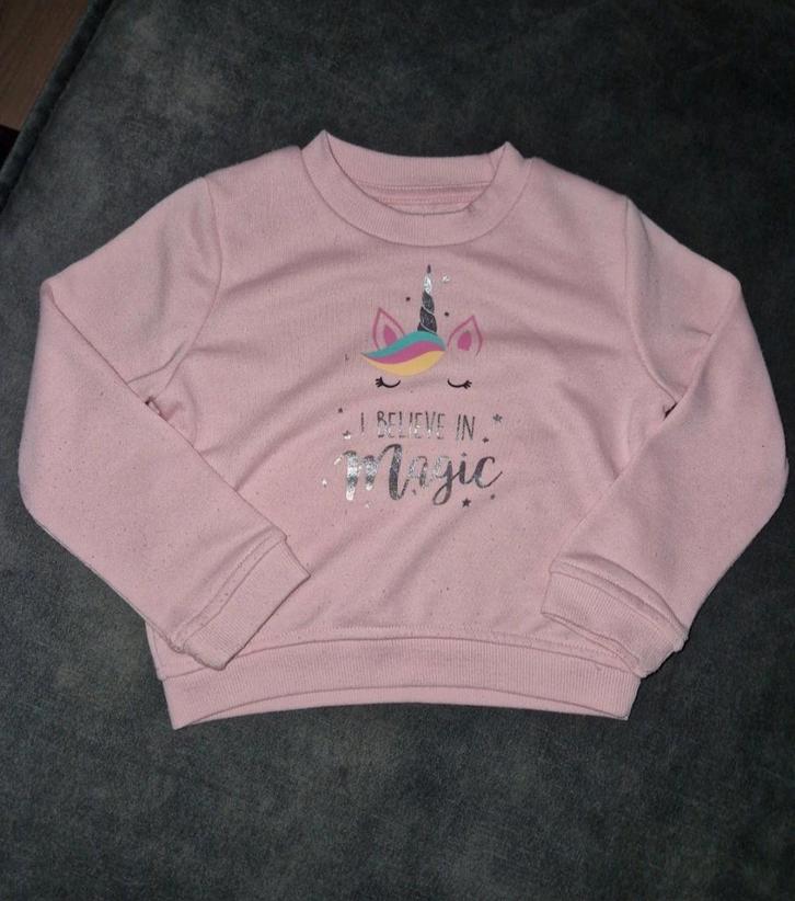 Kleding en 2 paar schoenen, Kinderen en Baby's, Kinderkleding | Kinder-kledingpakketten, Zo goed als nieuw, Ophalen