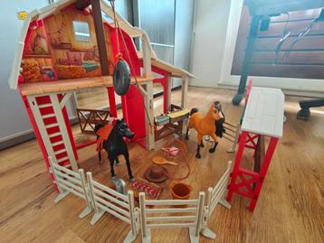 Spirit Manege Speelset beschikbaar voor biedingen