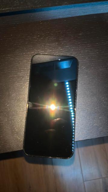 Kapote iphone 14 pro max beschikbaar voor biedingen