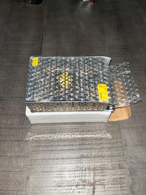 Schakelvoeding Transformator - Nieuw, Hobby en Vrije tijd, Elektronica-componenten, Nieuw, Ophalen of Verzenden