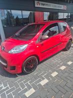 Peugeot 107, Auto's, Voorwielaandrijving, Stof, USB, Zwart