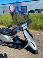 Vespa s 50 4t blackline edition, Fietsen en Brommers, Snorfietsen en Snorscooters, Benzine, Gebruikt, Ophalen of Verzenden, Vespa