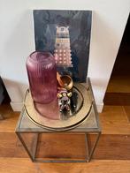 Bijzettafel met accessoires, Ophalen