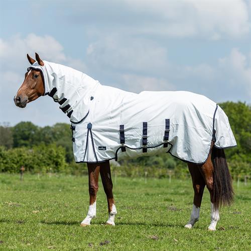 Vliegendeken met hals maat 195, Dieren en Toebehoren, Paarden en Pony's | Dekens en Dekjes, Zo goed als nieuw, Deken, Ophalen of Verzenden