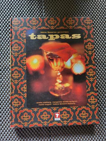 Tapas, kleine Spaanse gerechtjes,  beschikbaar voor biedingen