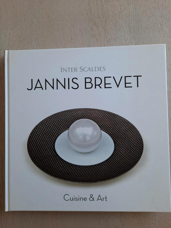INTER SCALDES - JANNIS BREVET

Gesigneerd en met menukaart, Boeken, Kookboeken, Zo goed als nieuw, Ophalen of Verzenden