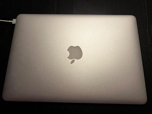 MacBook Air 2015, Computers en Software, Apple Macbooks, Gebruikt, MacBook Air, 13 inch, 2 tot 3 Ghz, 128 GB of minder, 4 GB, Qwerty