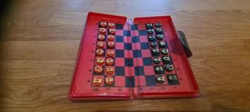 Ouderwets pocket schaakspel magnetisch