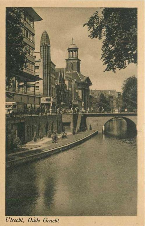 (300-436-027) Utrecht Oude Gracht, Verzamelen, Ansichtkaarten | Nederland, Utrecht, Verzenden