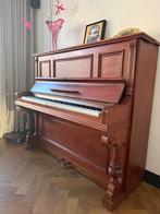 Oude piano als decoratie, Ophalen of Verzenden, Gebruikt, Bruin, Piano