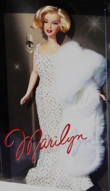 Mattel Barbie Marilyn Monroe Timeless Treasures beschikbaar voor biedingen