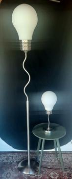 Vloer en tafellamp vorm van een gloeilamp,lees beschrijving, Ophalen of Verzenden, Metaal, 150 tot 200 cm