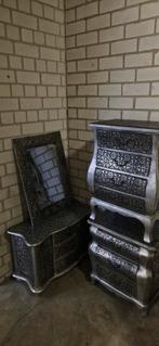 Barok, nachtkastjes & kleine dressoir met spiegel., Ophalen