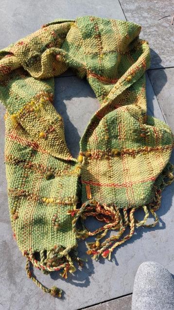 Sjaal NIEUW handmade geweven beschikbaar voor biedingen