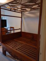 Oud massief teak hemelbed 2 persoons, Ophalen, Bruin, Koloniaalse tijd voormalig Indonesië., 180 cm