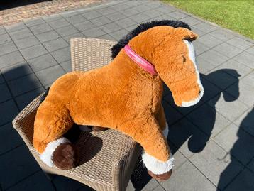 Grote paardenknuffel beschikbaar voor biedingen